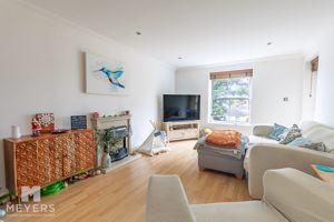 Photo 16- click for photo gallery